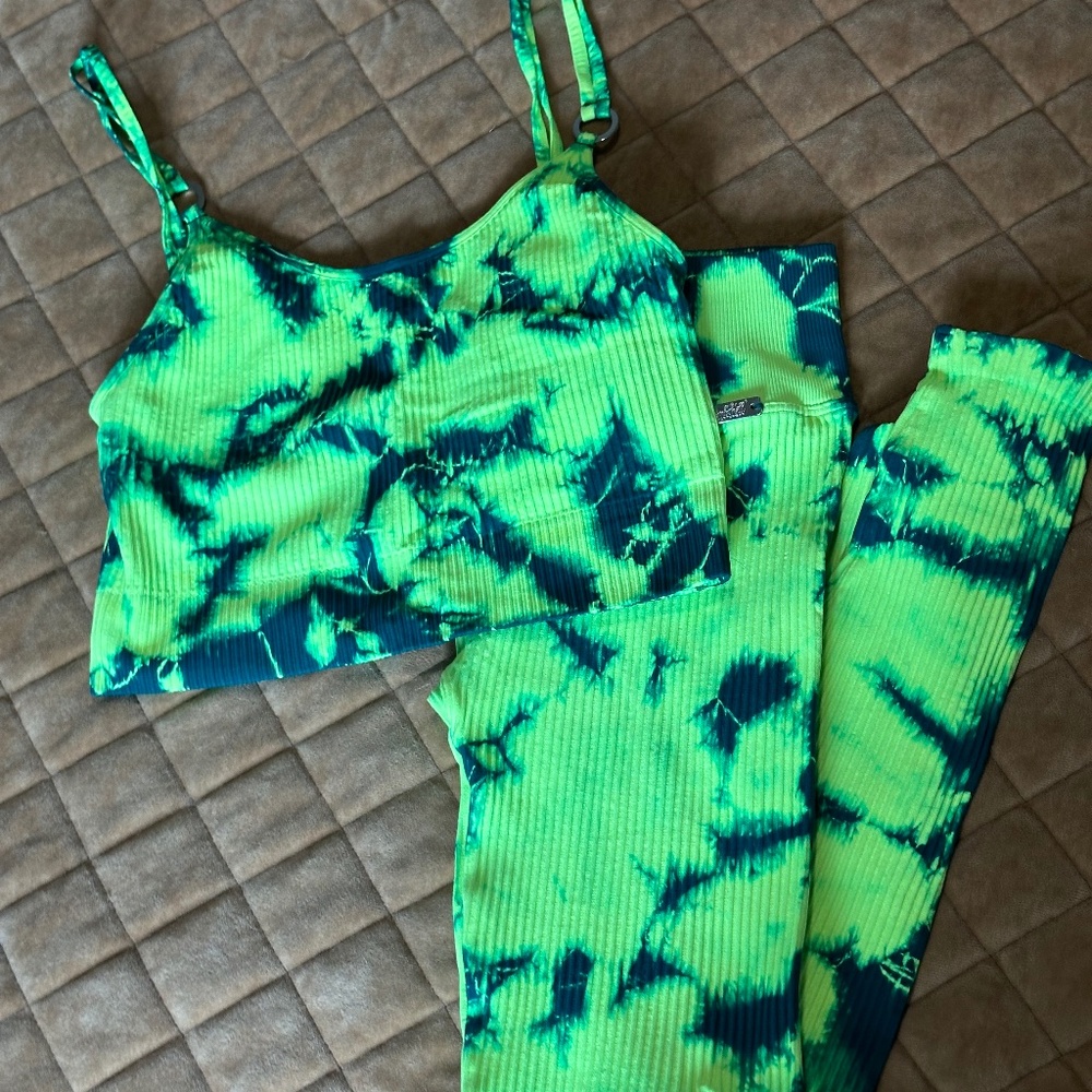 Bombshell Sportswear set